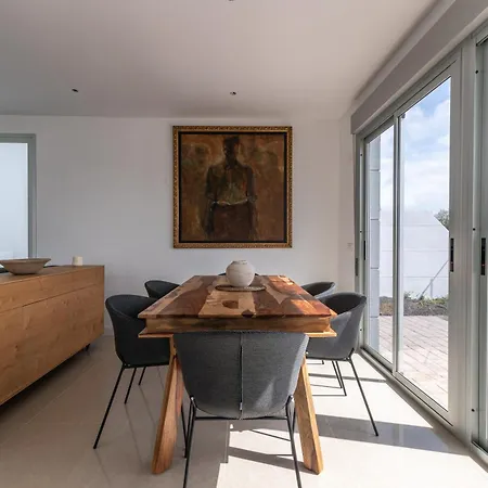 House Near The W Sea View, Jaca Ferienhaus Arico