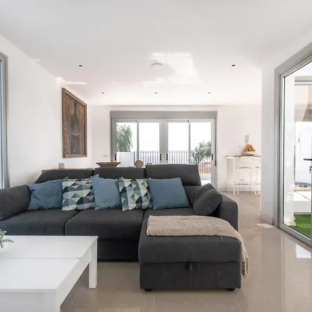 House Near The W Sea View, Jaca Ferienhaus Arico
